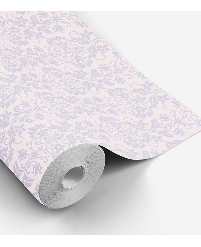 Papel de parede com fundo rosa claro e desenhos em tons lilás - Damask 22