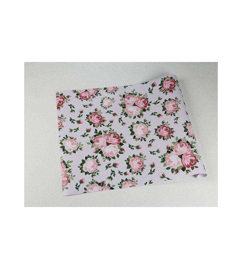 Papel de parede rama de flores na cores rosa e verde com fundo cinza