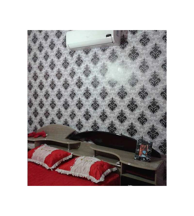 Papel de parede com fundo cinza e detalhes em branco e preto