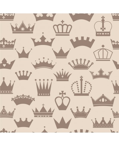 Papel de Parede Coroas com fundo em tons de marrom claro e desenhos de coroas em tons cinza rei e rainha