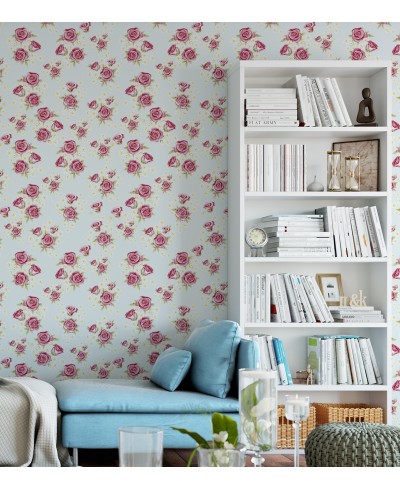 Papel de parede floral romântico vintage com desenhos nas cores verde e rosa com detalhes amarelos e fundo azul acinzentado