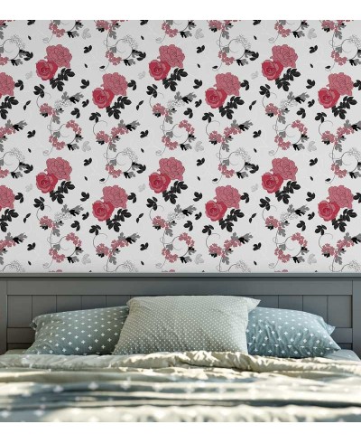 Papel de parede com fundo cinza claro, desenhos em rosa, preto, cinza e branco - Floral 103
