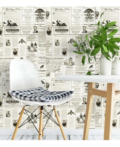 Papel de parede modelo jornal envelhecido, com escritas e desenhos em tons de cinza - Jornal 10