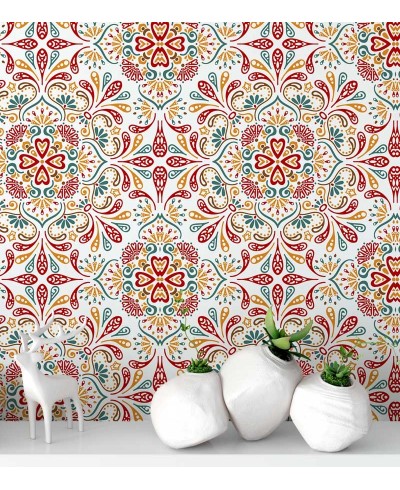 Papel de Parede Mandala com fundo bege e desenhos em vermelho, amarelo verde e marrom