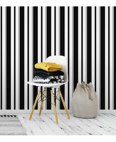 Papel de parede listrado em tons preto e branco - Listrado 1022